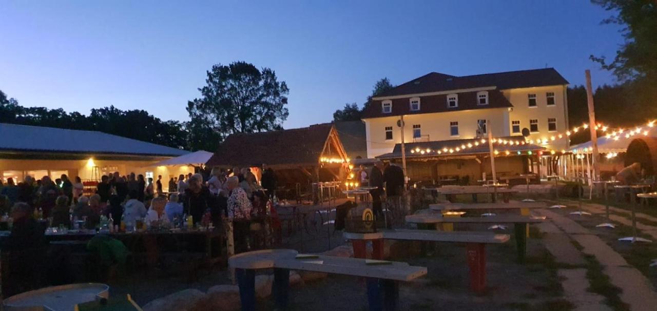 Hotel & Ferienpark Fleether Muehle Mirow Luaran gambar